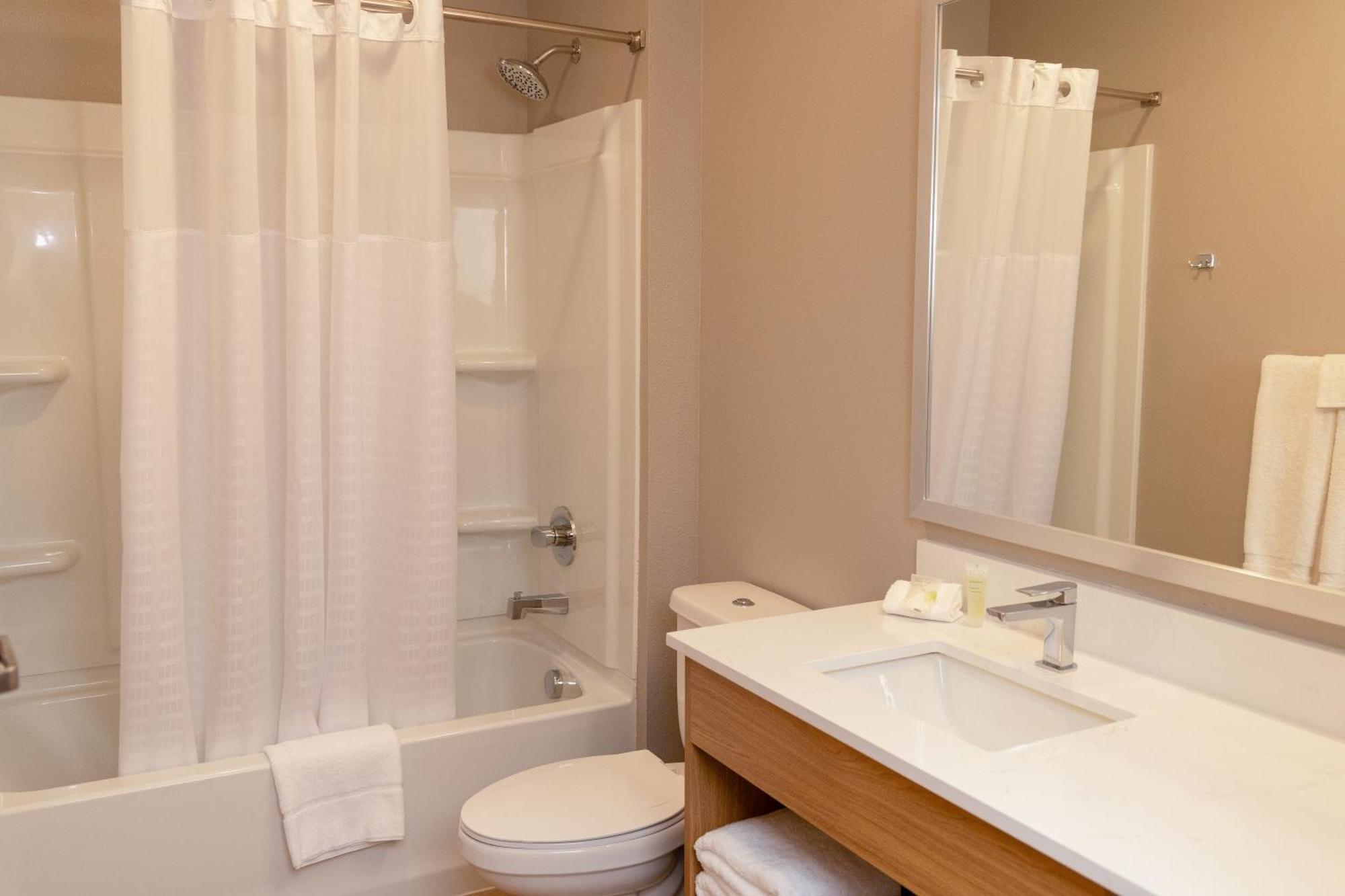 Livaway Suites Tri-Cities-Richland Buitenkant foto