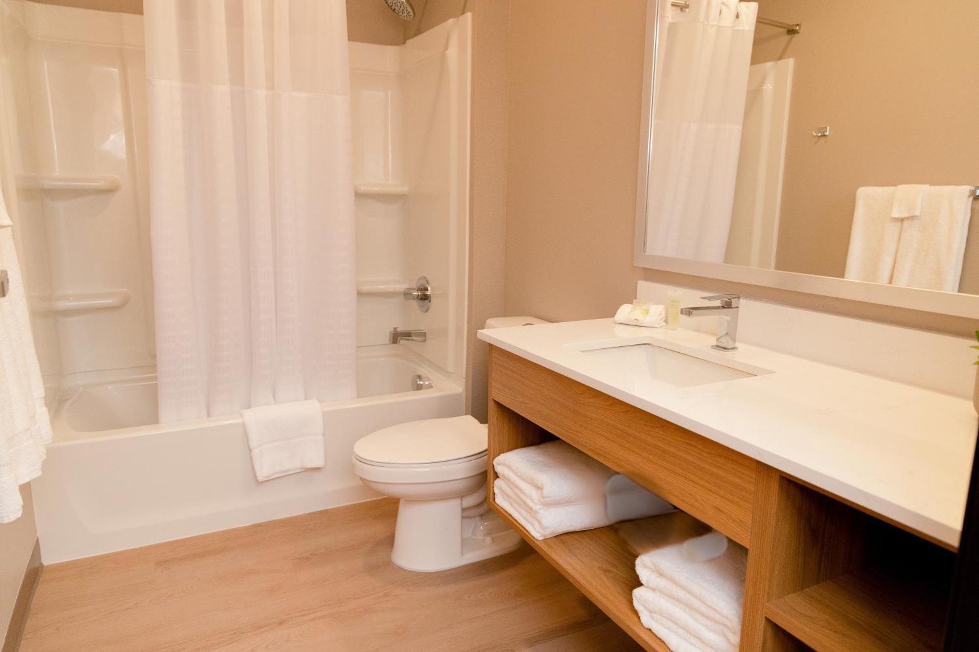 Livaway Suites Tri-Cities-Richland Buitenkant foto